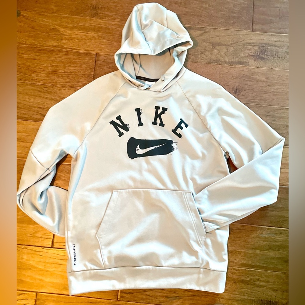 Men’s Small Nike Therma Fit Hoodie & bonus tee